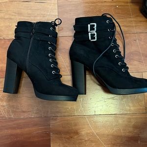 Rue21 boots , worn once, size 9, good condition